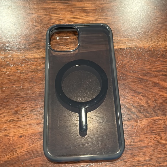 iPhone 14 MagSafe Case (brand new) - Picture 2 of 3